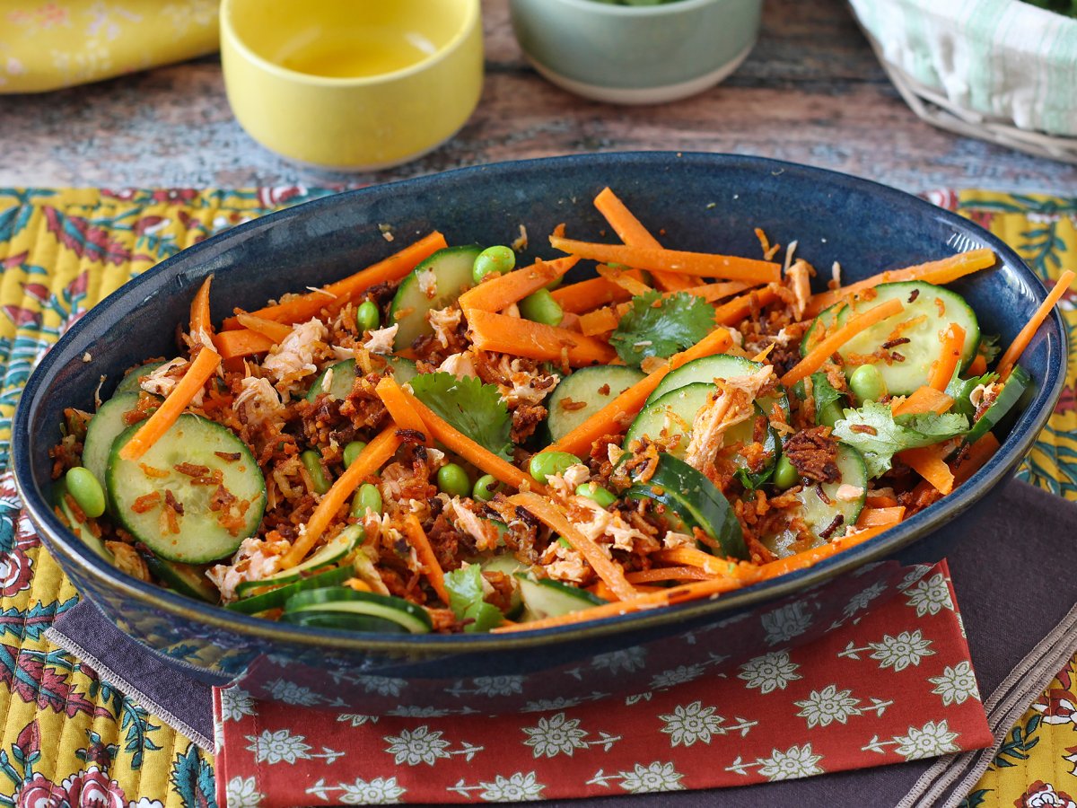 Salada de arroz crocante com salmão e toque picante - foto 5