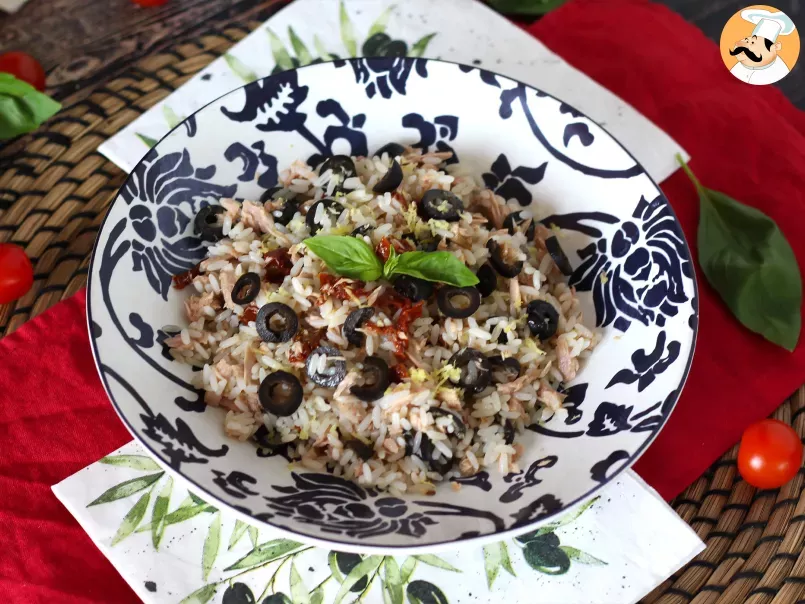 Salada de arroz mediterrânea com atum, azeite, tomate seco e limão, foto 2