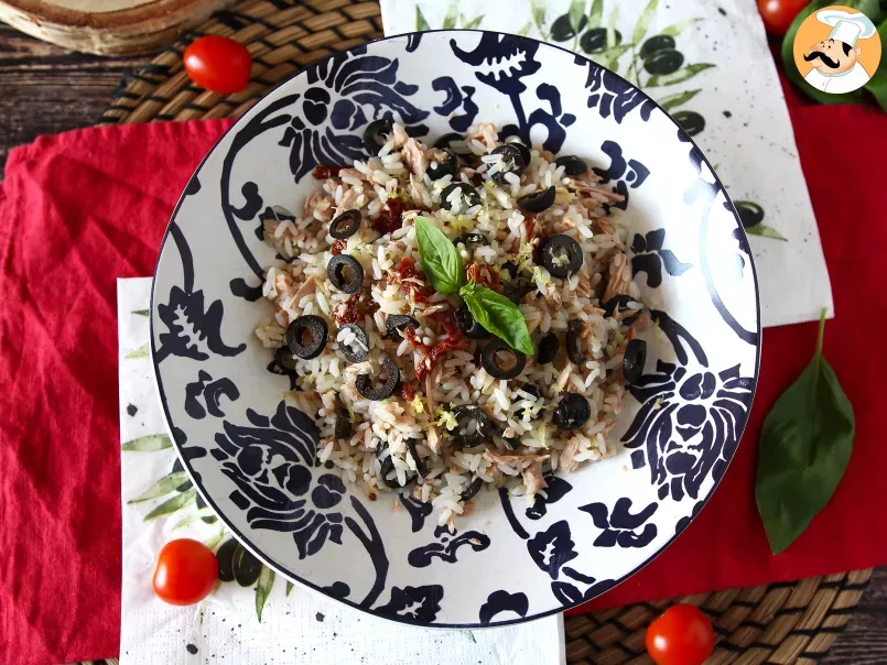 Salada de arroz mediterrânea com atum, azeite, tomate seco e limão, foto 4