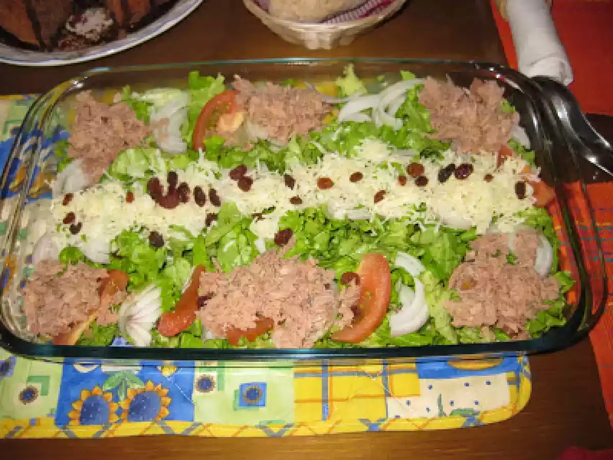 SALADA DE ATUM E PASSAS DE UVA - foto 2