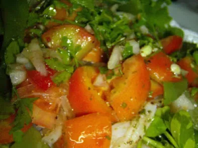 Salada de bacalhau com mistura de alfaces e vinagre balsâmico, foto 2