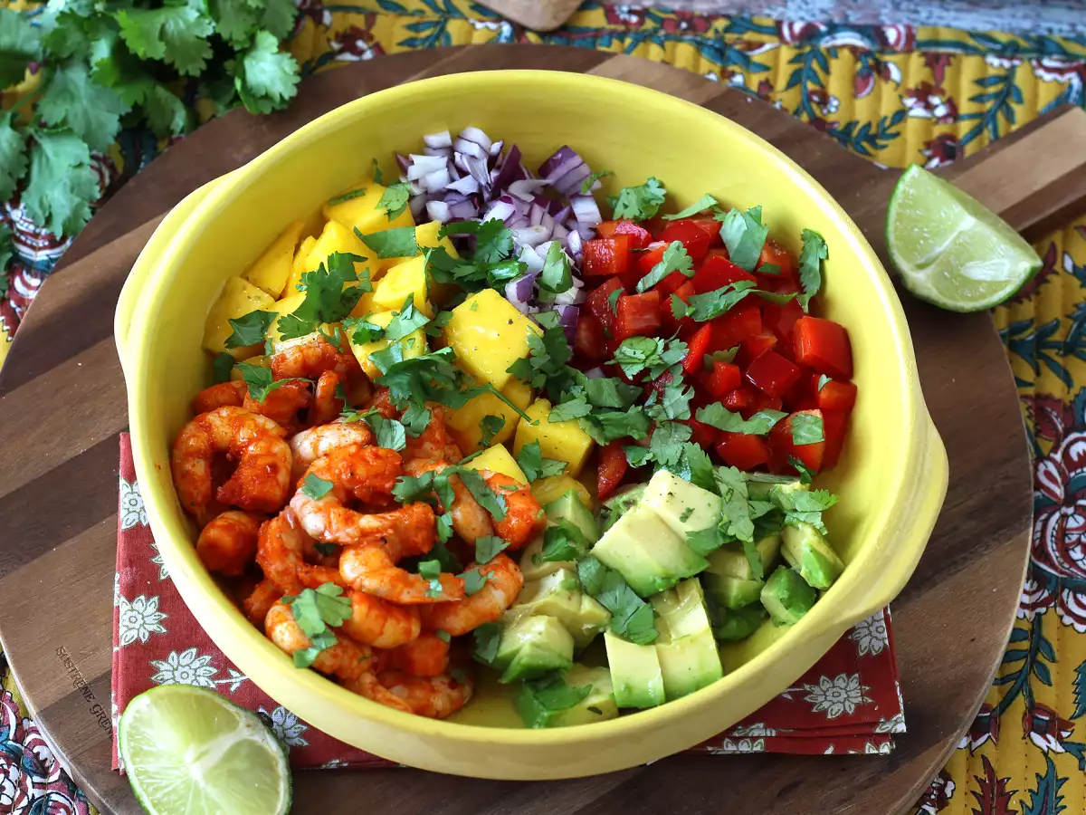 Salada de camarão com manga: receita leve, refrescante e fácil de preparar - foto 2