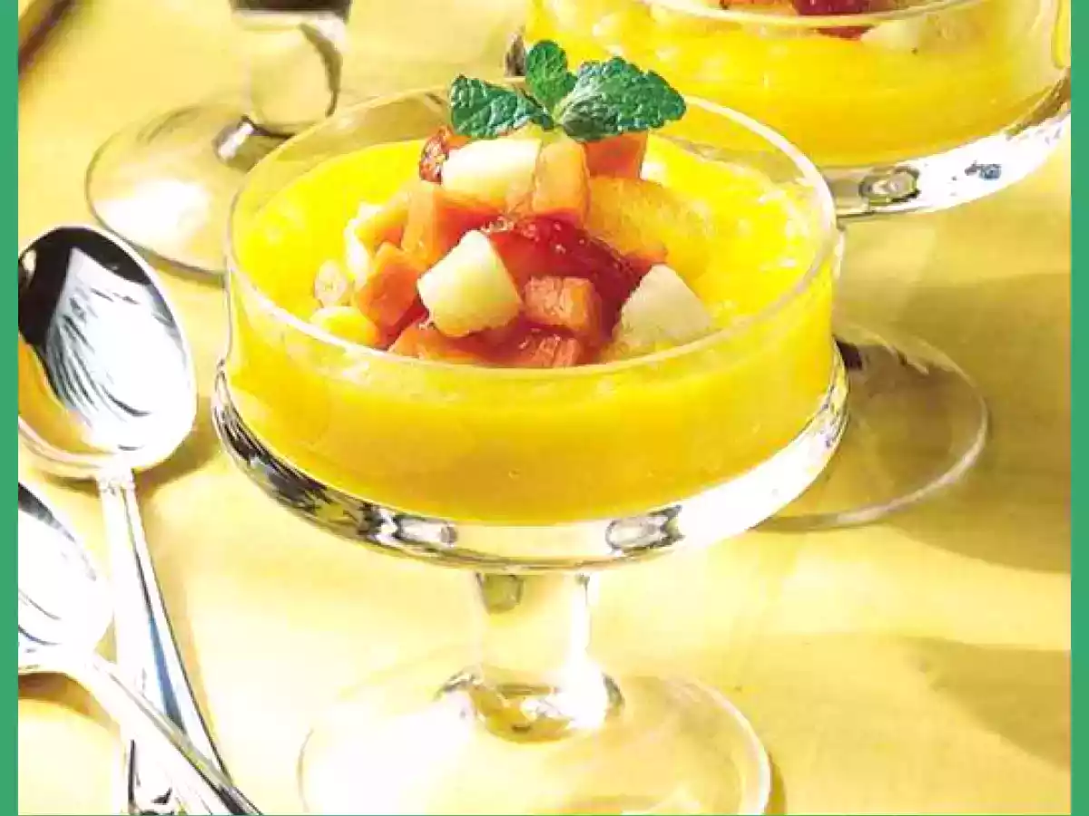 Salada de Frutas com creme de manga