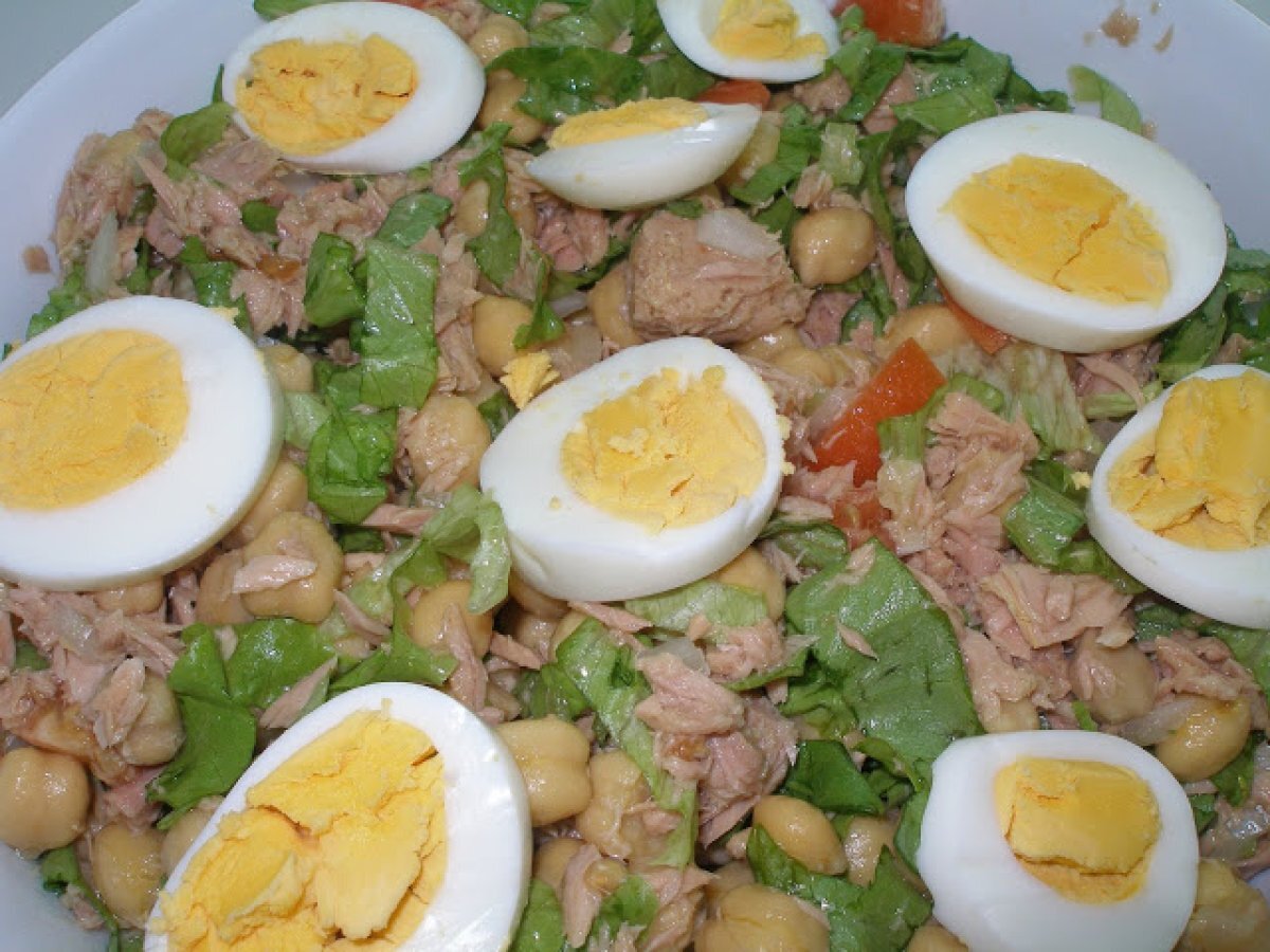 Salada de Grão com Atum