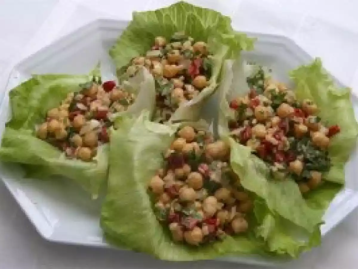 Salada de Grão de Bico com pimentões