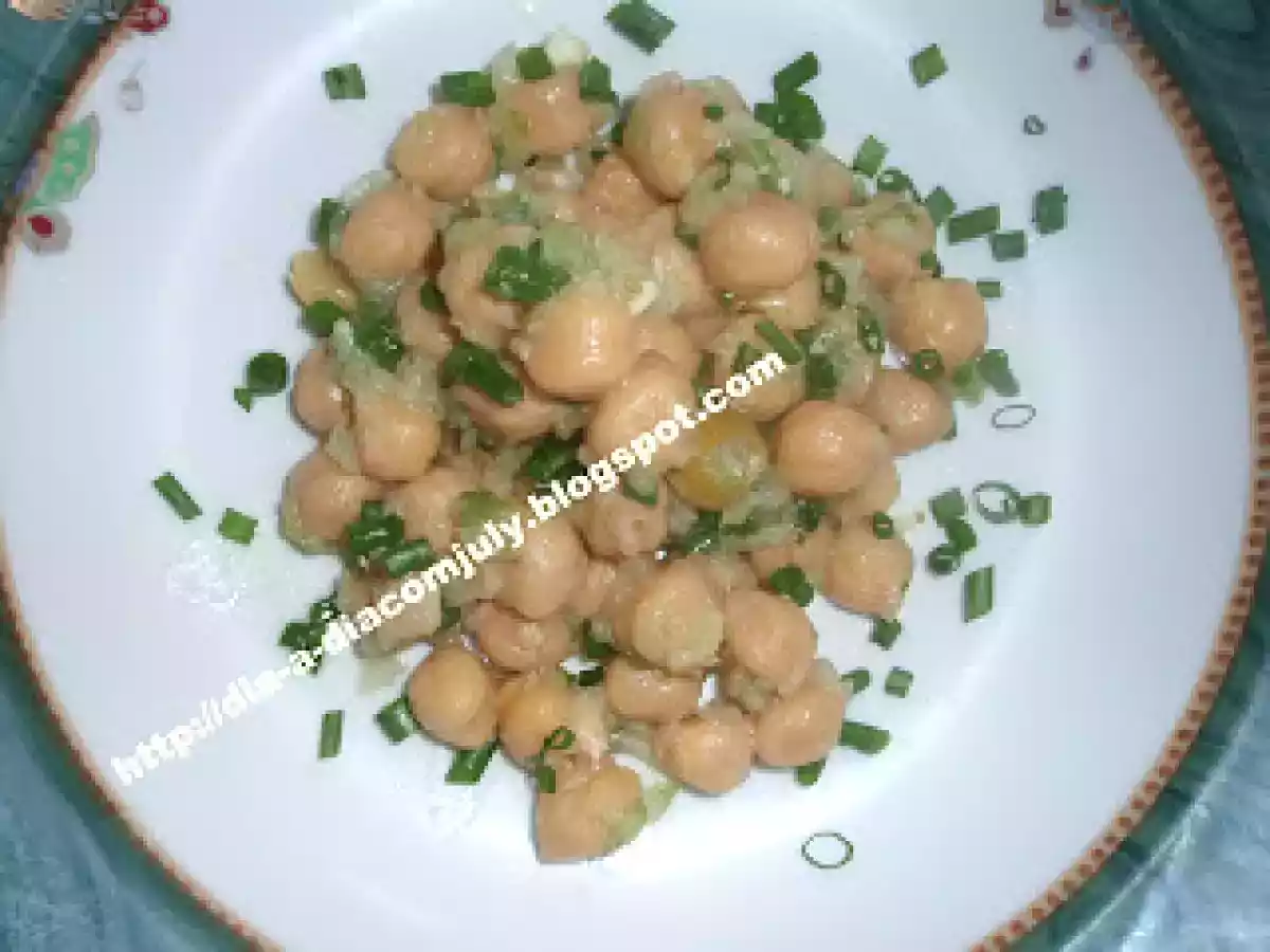 Salada de Grao de Bico simples - A minha moda - Do jeito que o maridao gosta! rs
