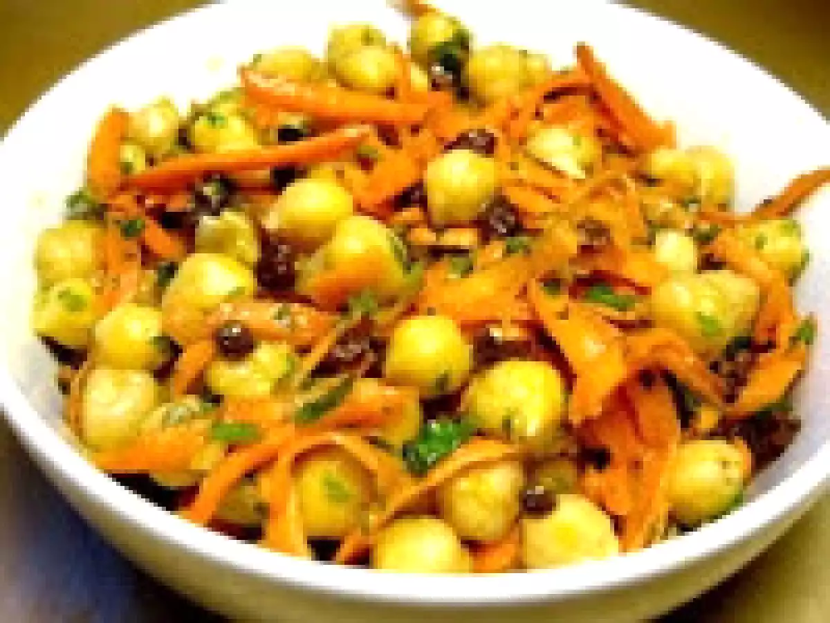 Salada de Grão-de-Bico (vegana)