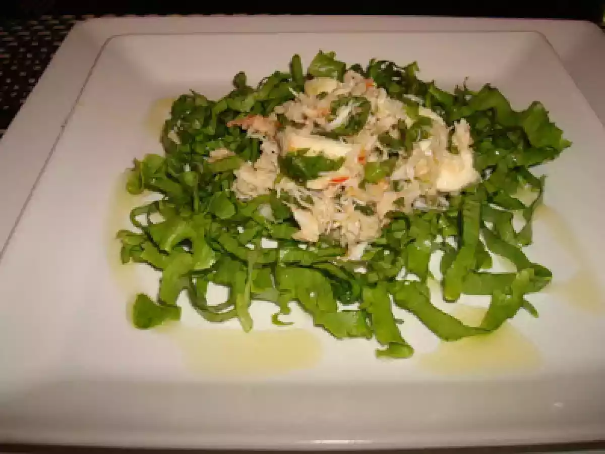 Salada de lagostim e mussarela de búfala