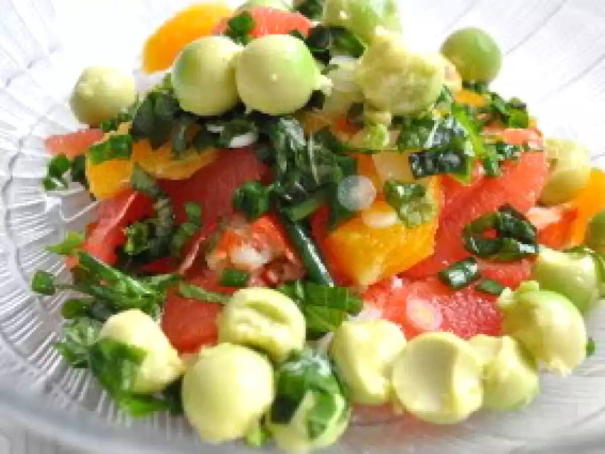 Salada de lavagante com citrinos e abacate