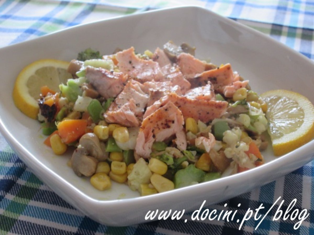 Receita De Salada De Legumes Salteados Com Salm o Grelhado