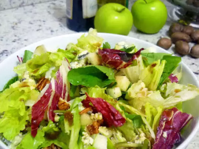 Salada de maçã verde e gorgonzola - foto 2