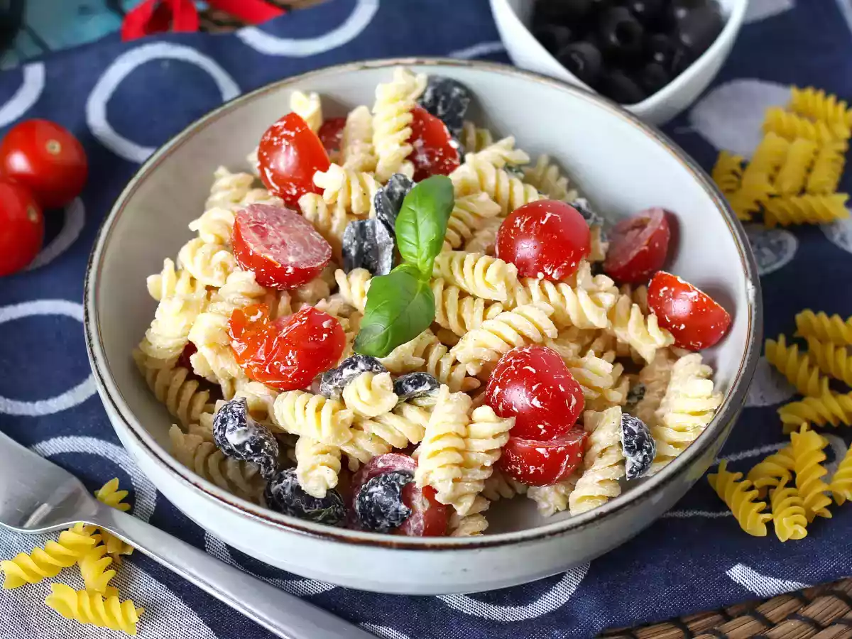 Salada de macarrão cremosa pronta em 10 minutos! - foto 2