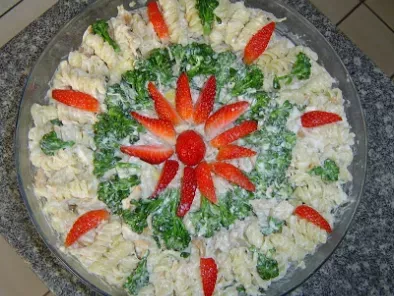 Salada de Macarrão Parafuso (Cris)