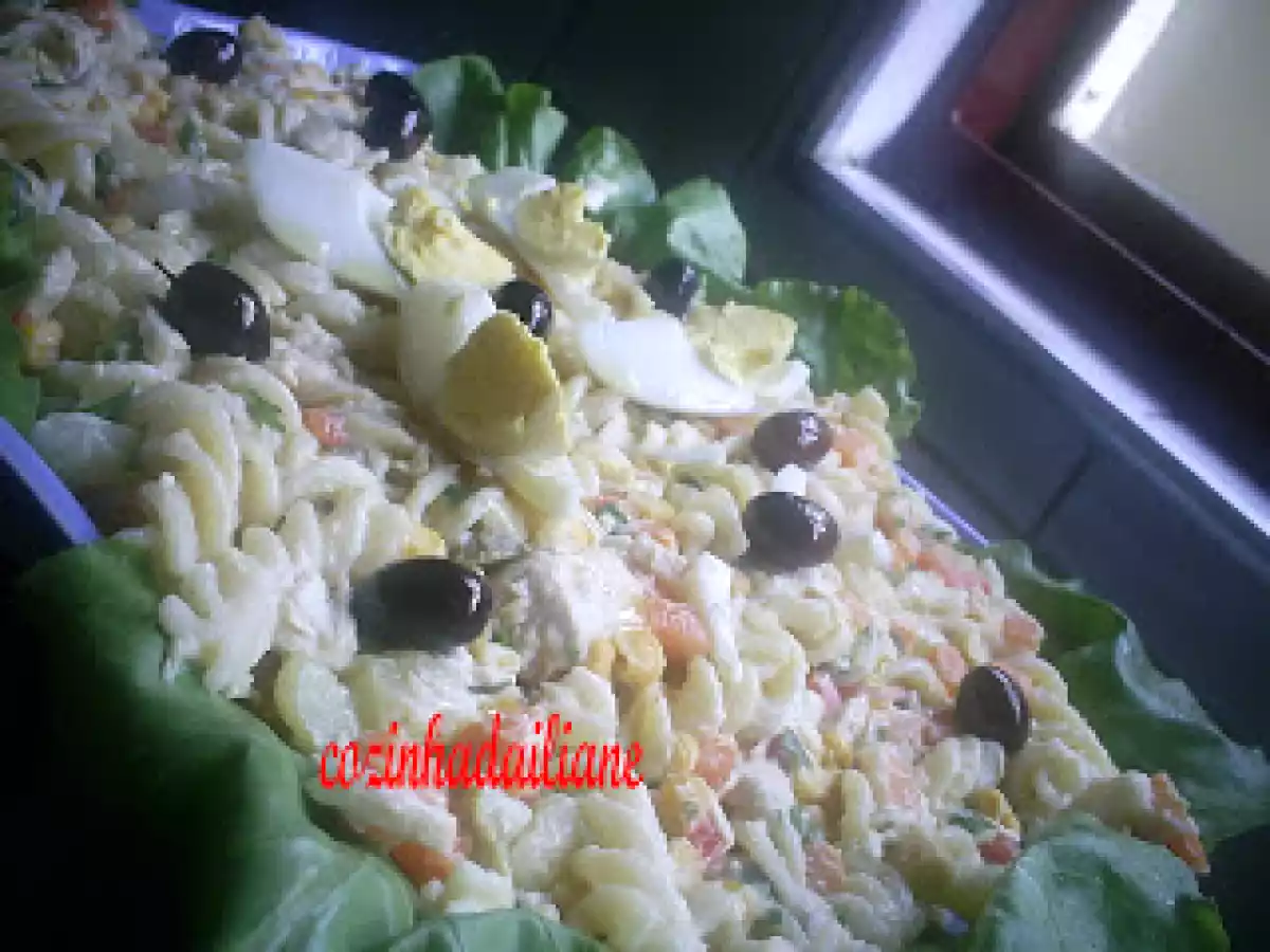 Salada de macarrão parafuso! para aguentar o calor!!!!!
