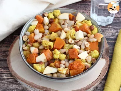 Salada de outono: feijão branco, abóbora, couve flor, maçã e nozes. - foto 3
