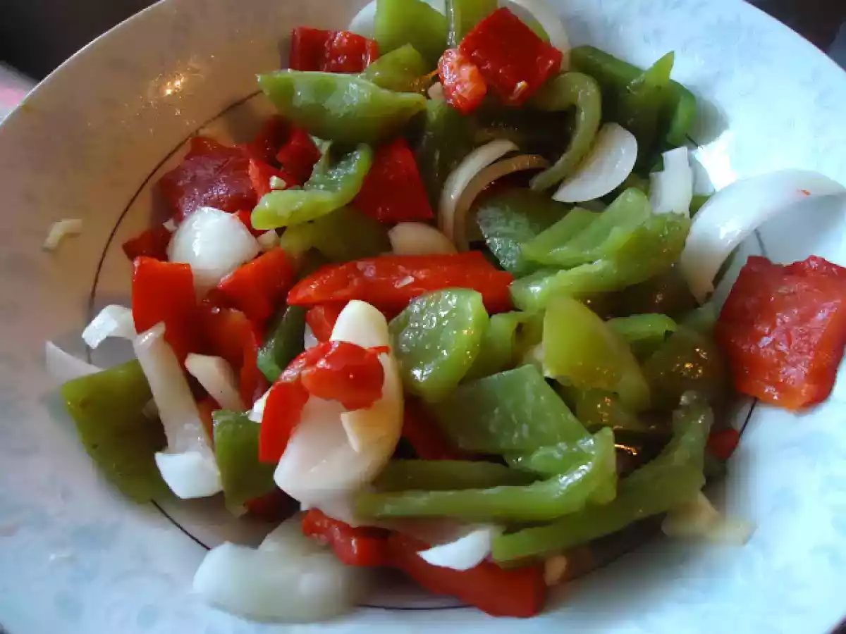 Salada de pimentos assados