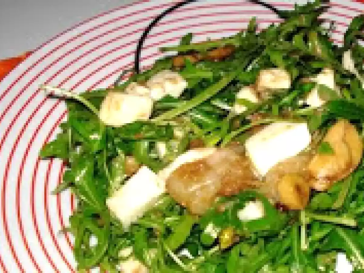 Salada de Rúcula, Mozzarella e Pêra Caramelizada