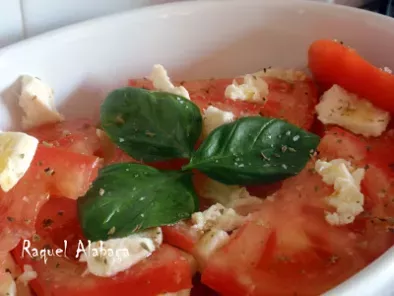 Salada de Tomate, Mozzarella e Basílico