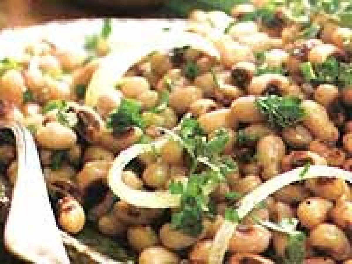 Salada Quente de Feijão-Fradinho (vegana)