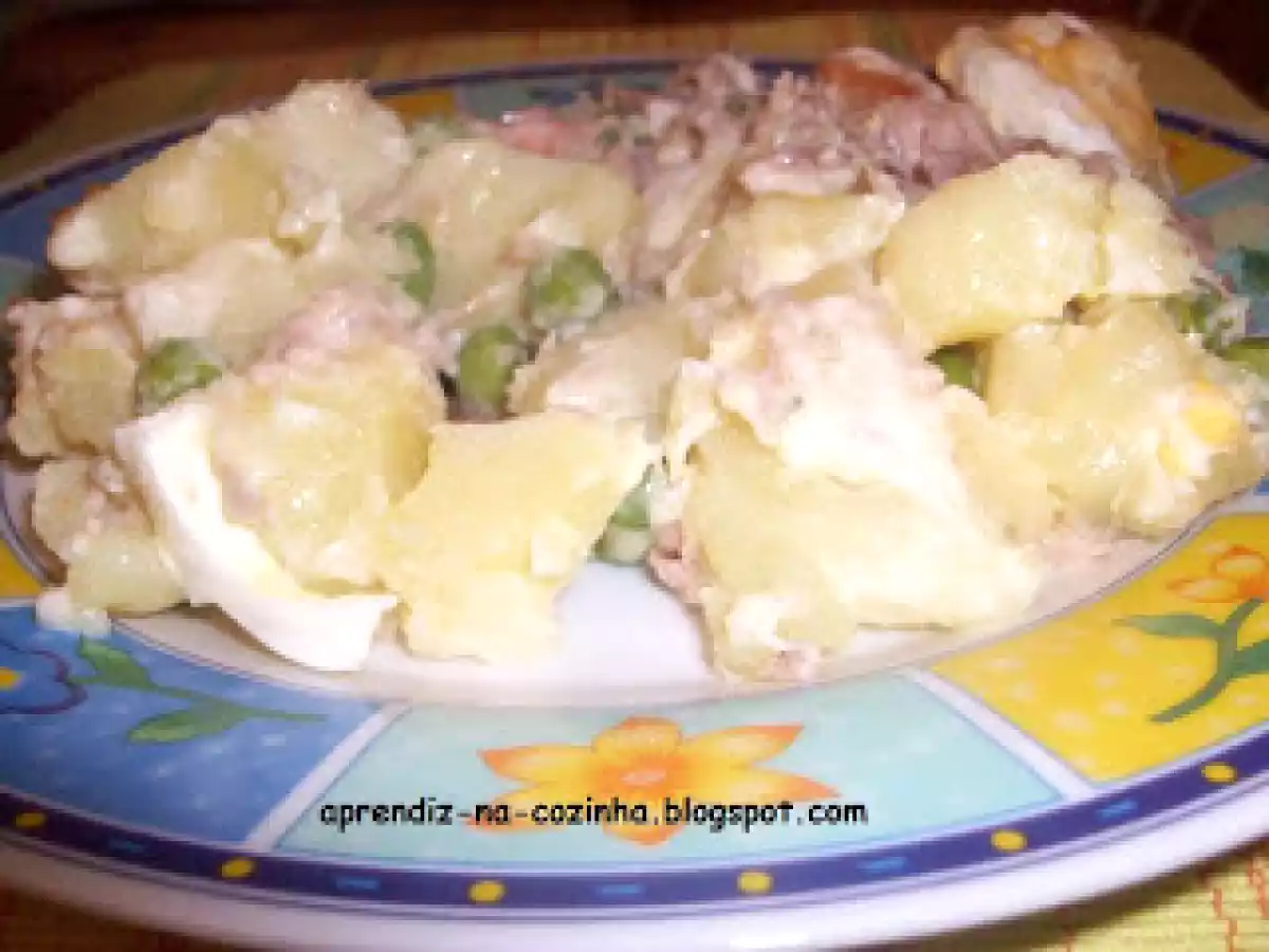 Salada Russa com Molho