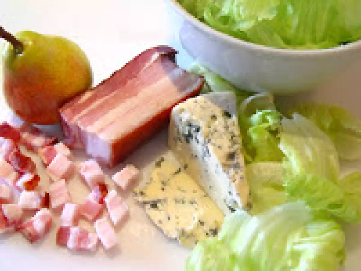 Salada verde com peras, gorgonzola e bacon - foto 2