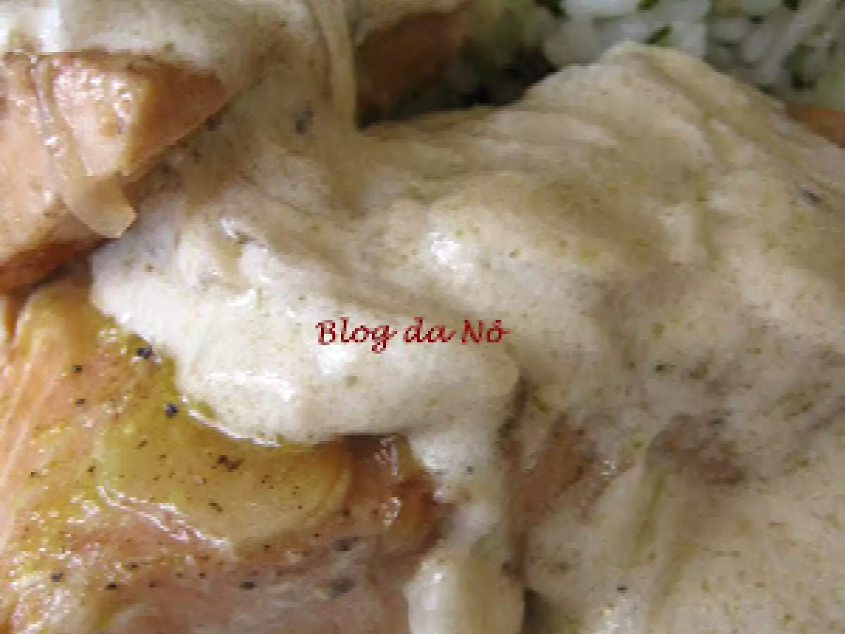 Salmão ao Molho de Vinho do Porto
