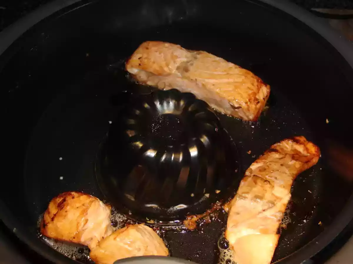 Salmão com espinafres
