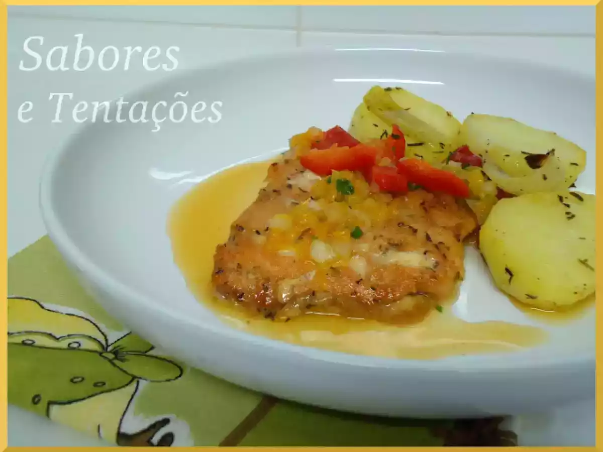 Salmão com molho de laranja e pimentos acompanhado de batatas - foto 2