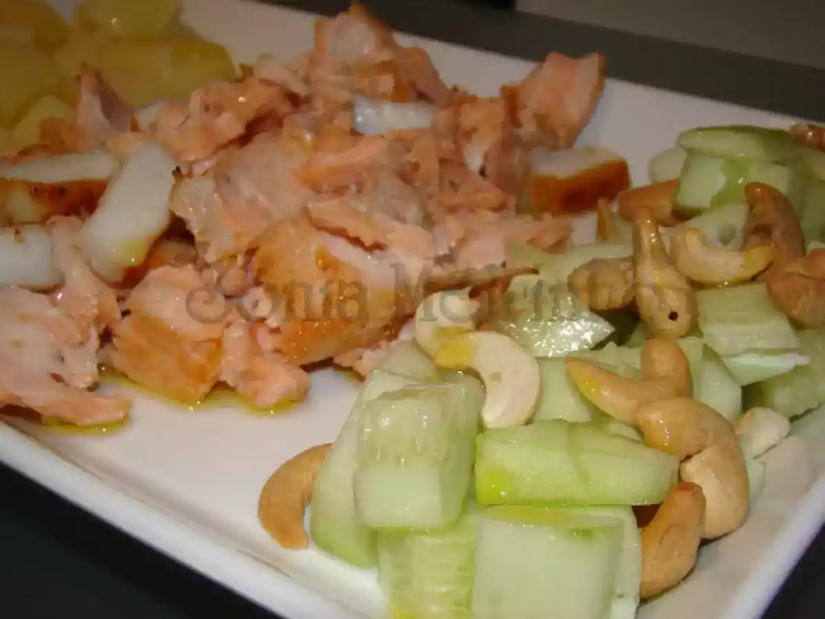 Salmão e Pota Grelhados com Batata Cozida e Salada de Pepino com Cajús - foto 4