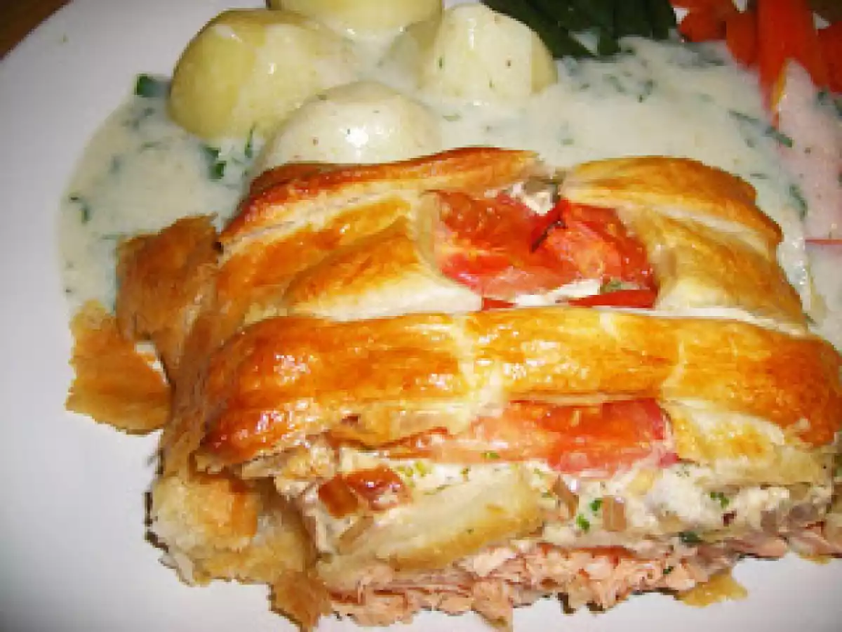 Salmao en'croute com recheio de queijo Filadelfia e Cebola Caramelizada - foto 4