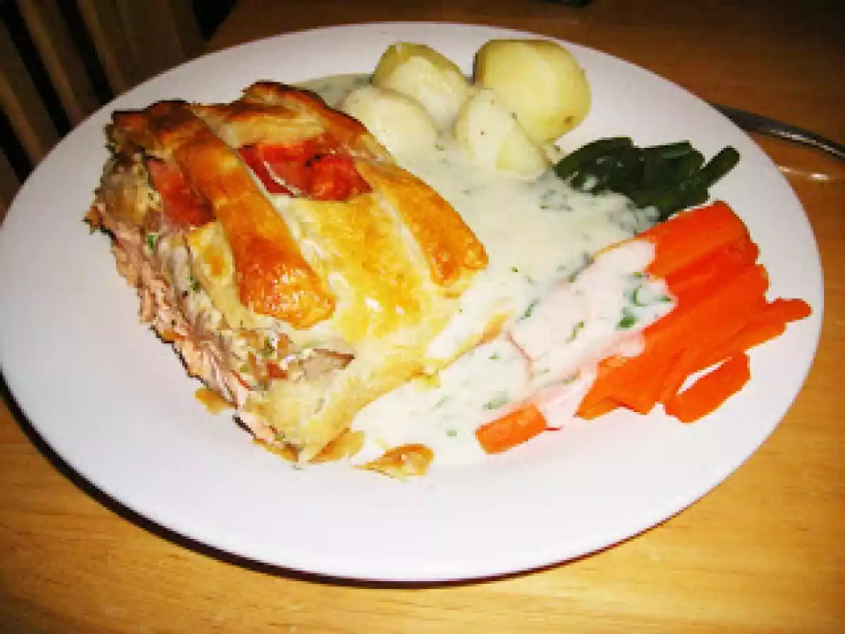 Salmao en'croute com recheio de queijo Filadelfia e Cebola Caramelizada - foto 5