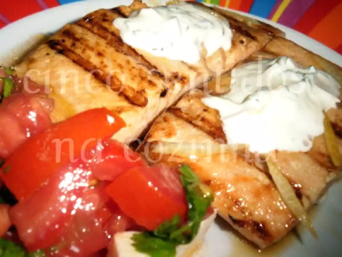 Salmão grelhado com maionese de ervas - foto 4