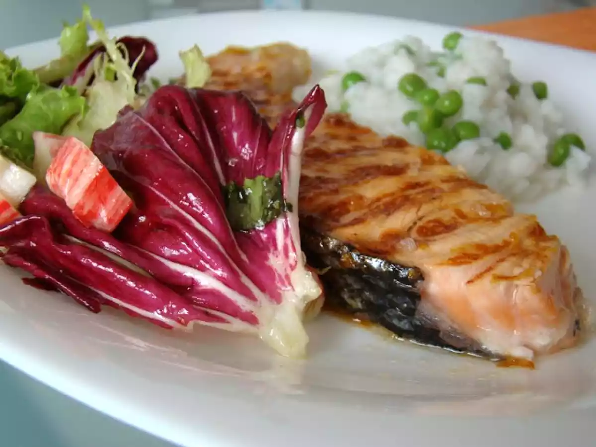 Salmão Grelhado marinado em Gengibre, Laranja e Mel - foto 2