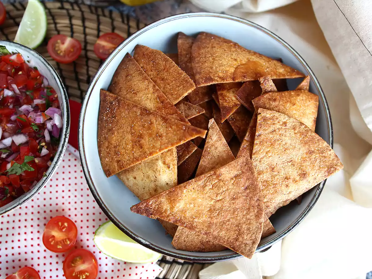 Salsa mexicana Pico de gallo e doritos caseiros - foto 5