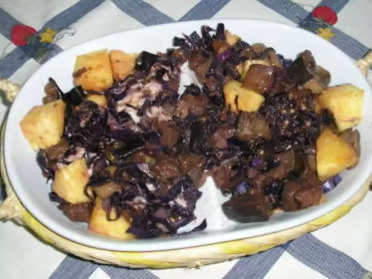 Salteado de legumes com ananás