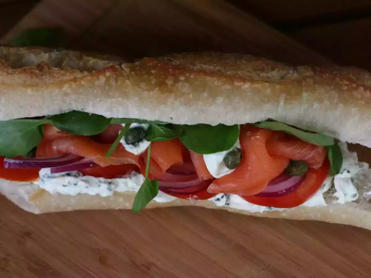 Sanduíche de Salmão Defumado - foto 2