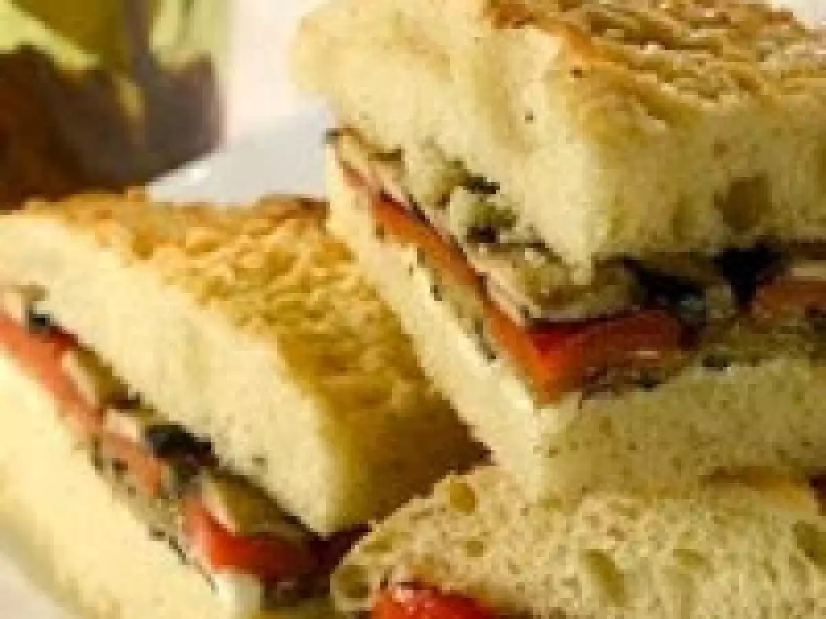Sanduíche Mediterrâneo (vegana)