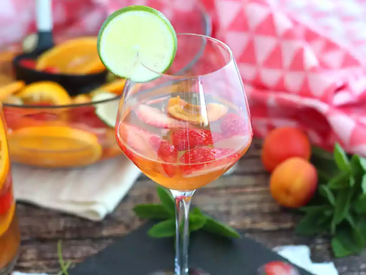 Sangria de vinho branco (Sangria branca) - foto 6