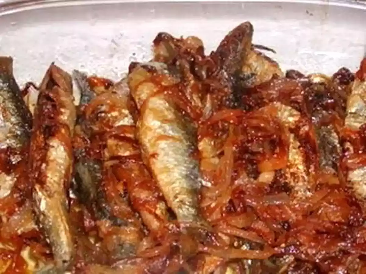 Sardinhas Fritas com Molho de Escabeche