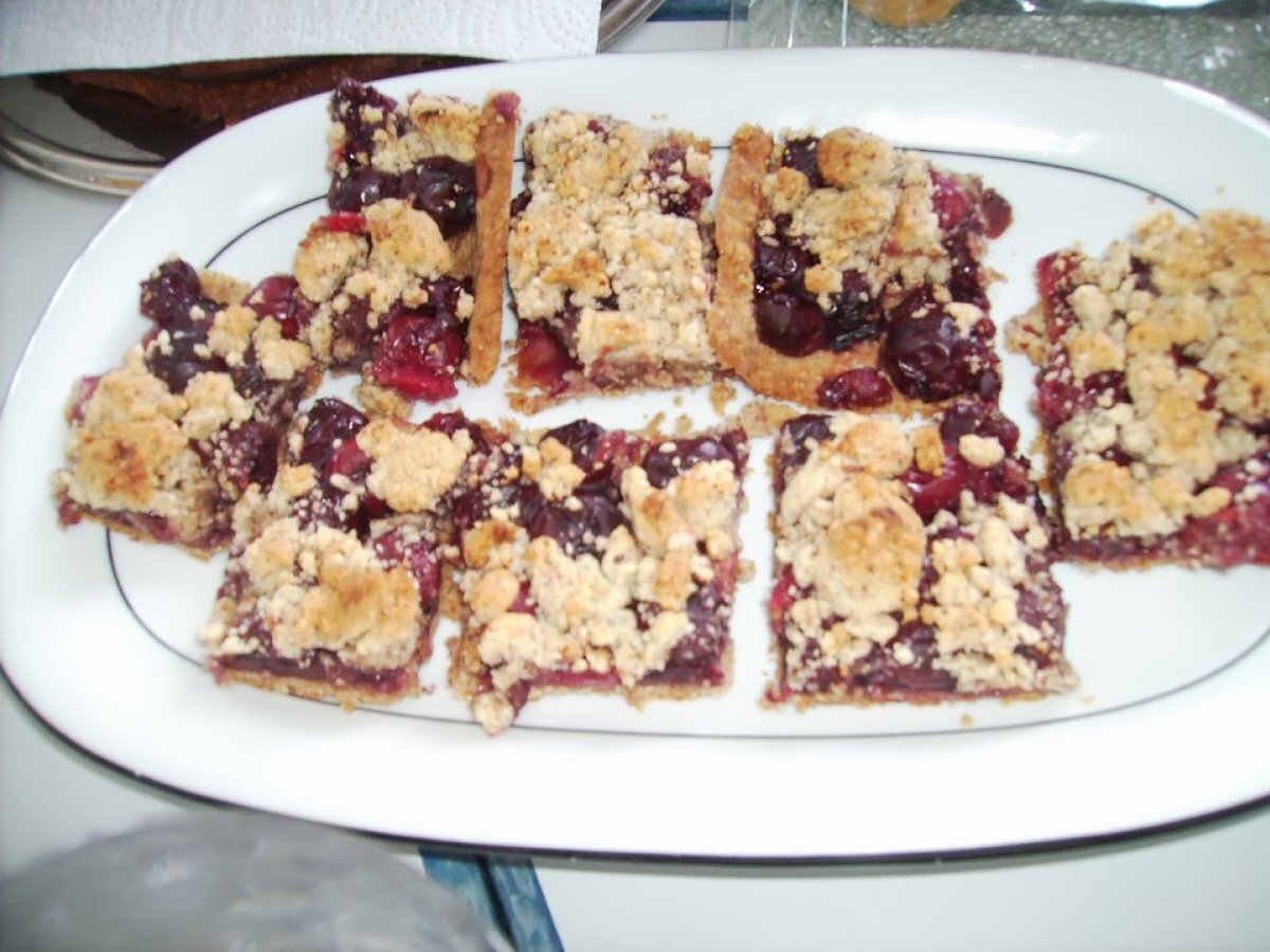 Sauerkirsch-Streuselkuchen (cuca de cereja)