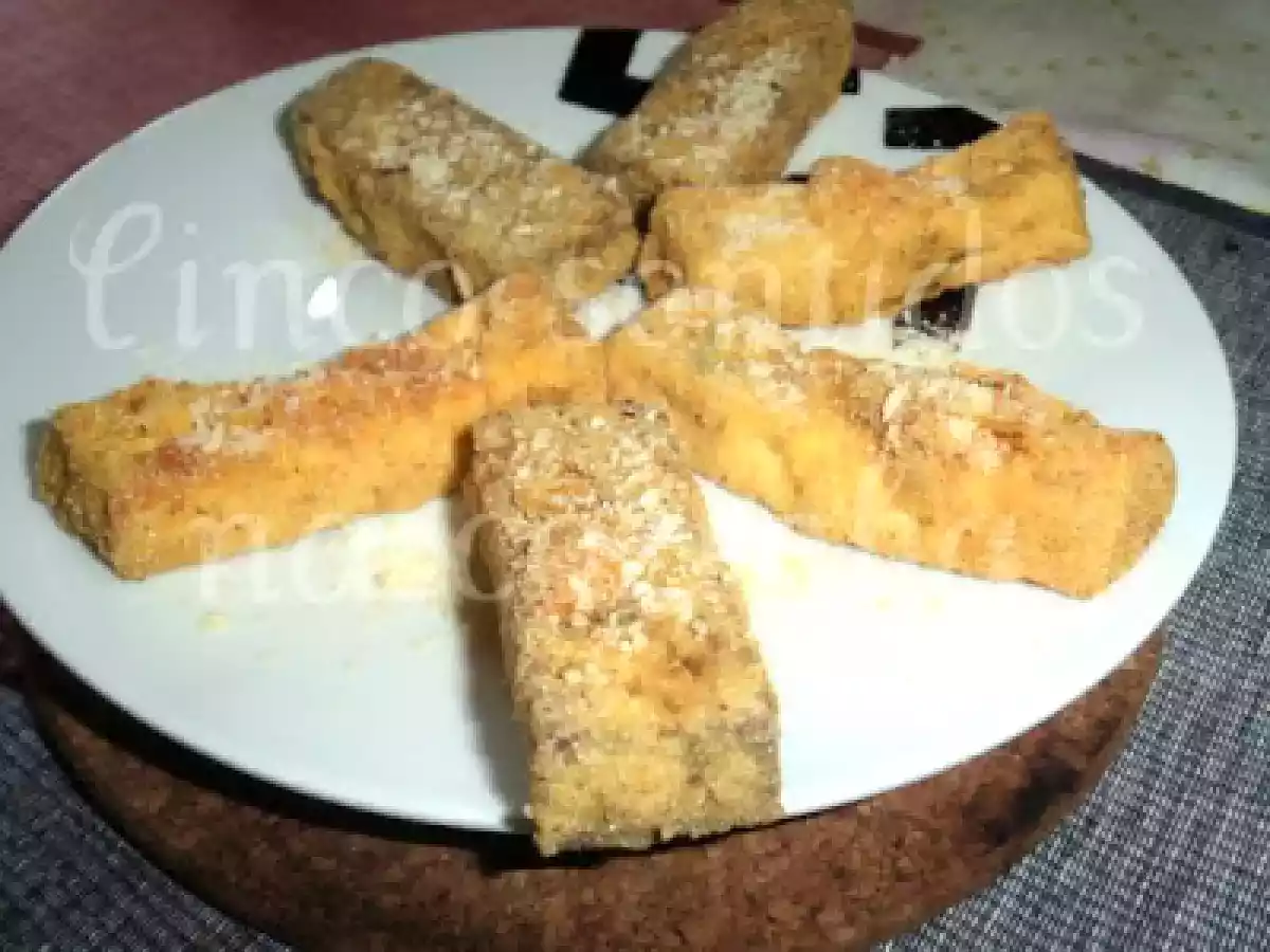 Semana Vegetariana:tofu e seitan panados em farinha de milho e mozzarella: