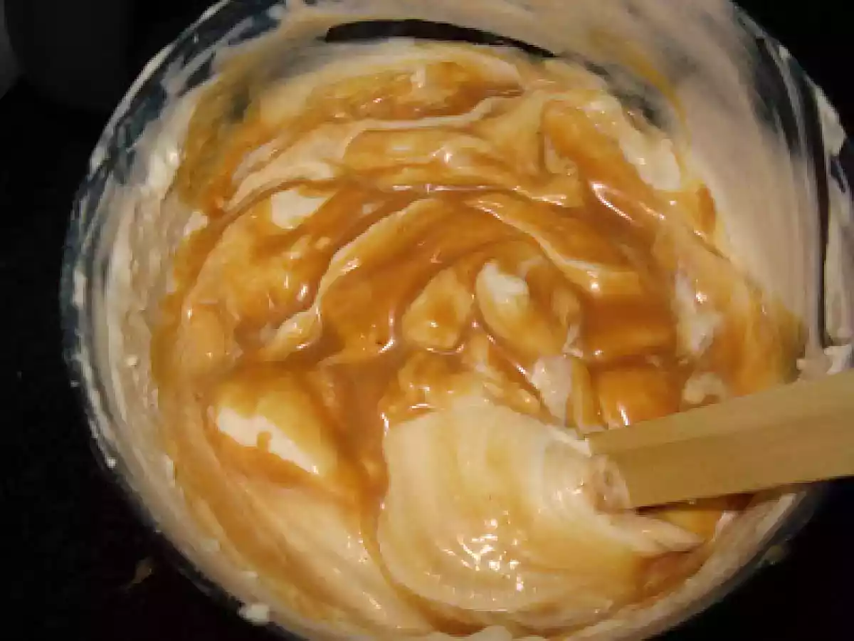 SEMIFRIO DE DOCE DE LEITE, CAFÉ E BOLACHA TORRADA COBERTO DE NOUGATT E CHOCOLATE... - foto 5