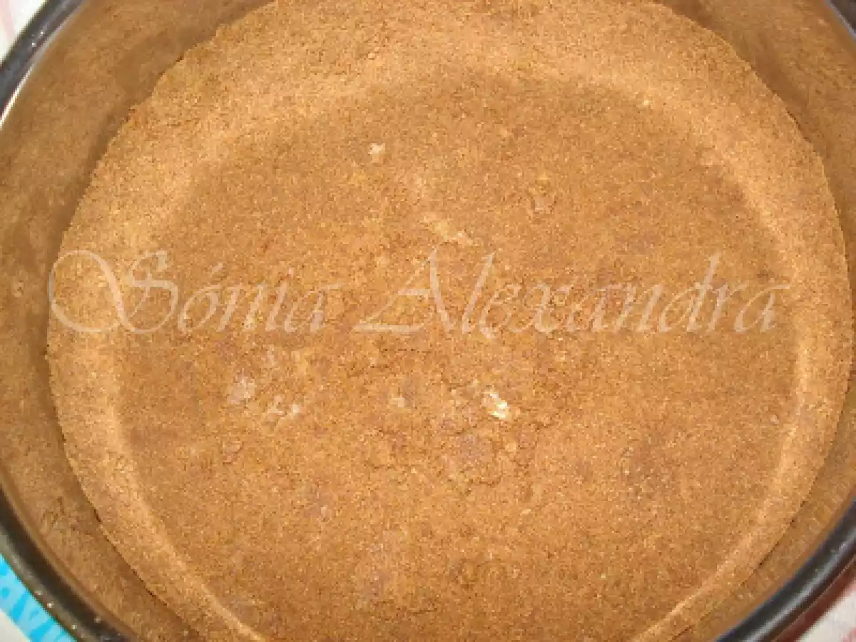 SEMIFRIO DE DOCE DE LEITE COM COBERTURA DE MARMELADA, NOZES E PEPITAS DE CHOCOLATE... - foto 4