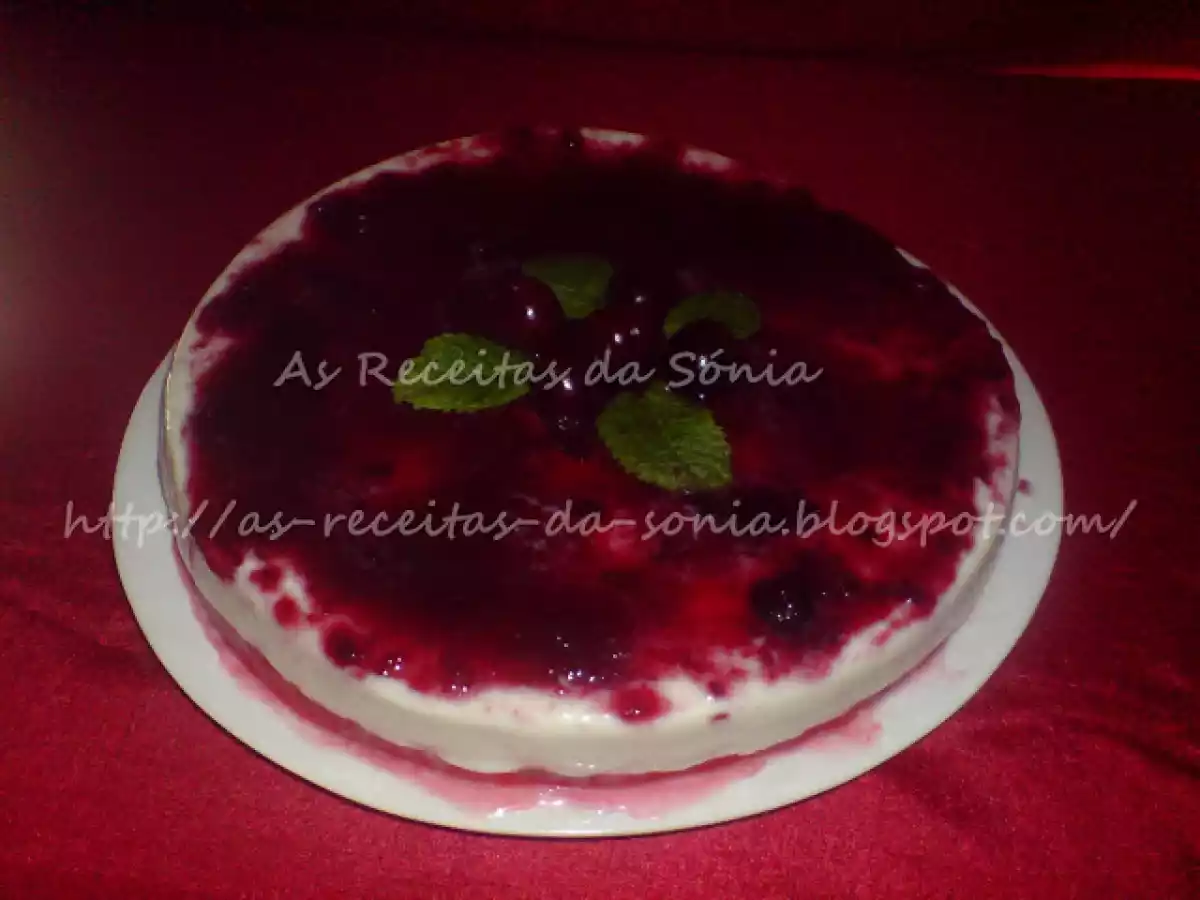 Semifrio de Iogurte com Doce de Cereja - foto 2