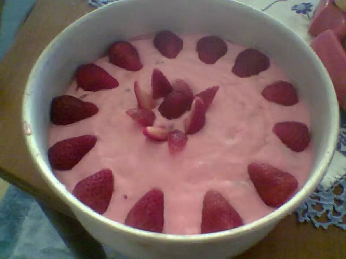 SEMIFRIO DE MORANGO