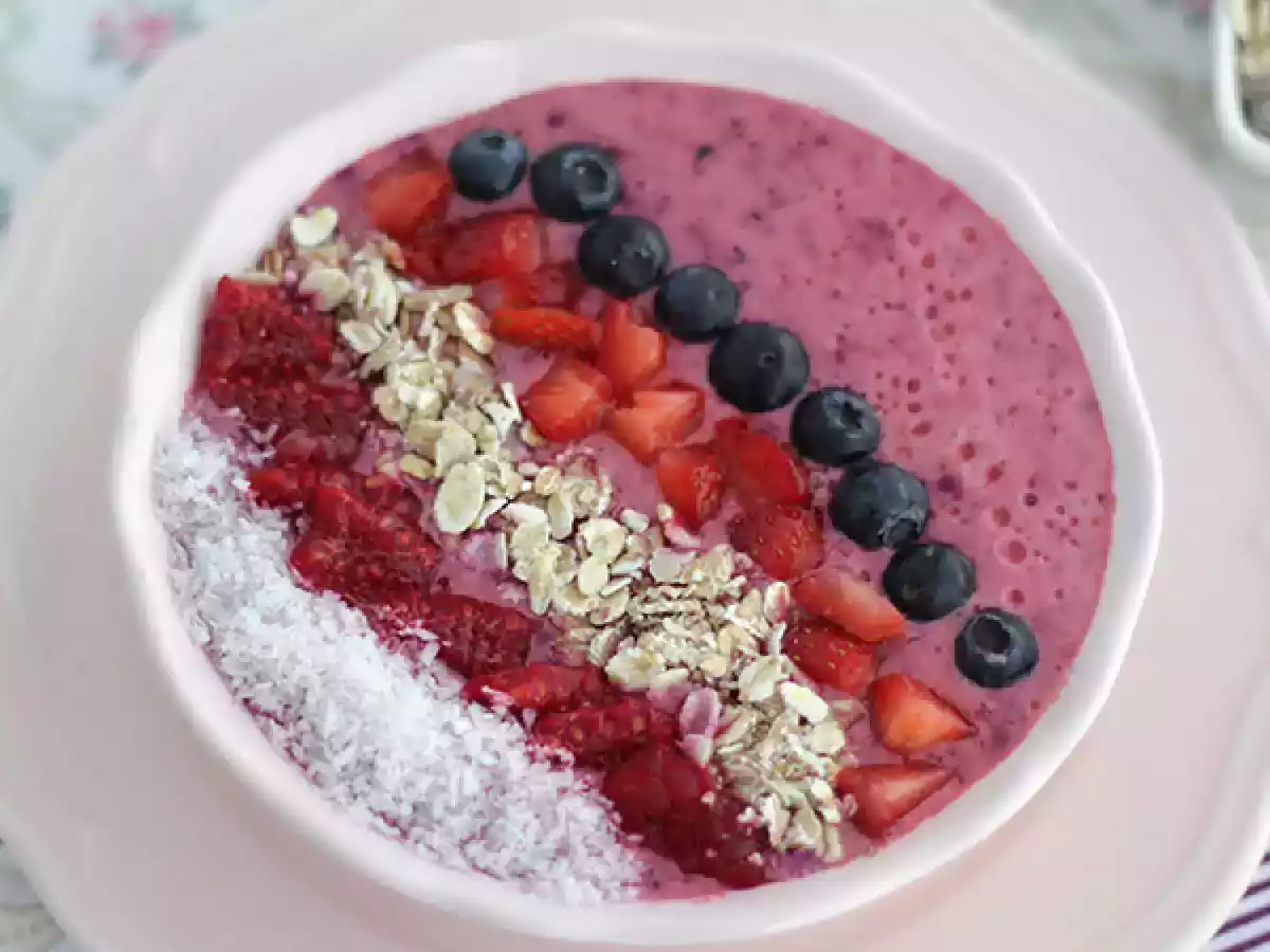 Smoothie Bowl de Frutos Vermelhos - foto 2