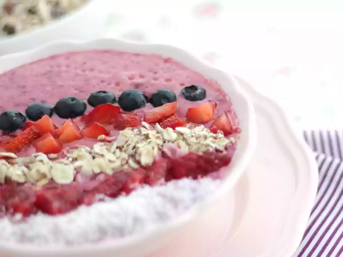 Smoothie Bowl de Frutos Vermelhos - foto 3