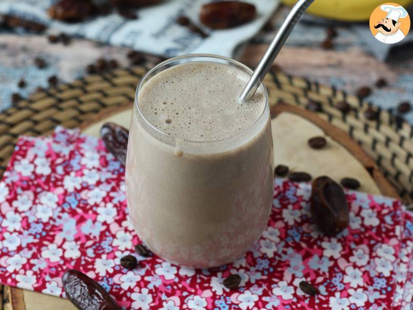 Smoothie energizante de café e tâmaras: Sabor e disposição para o dia - foto 4