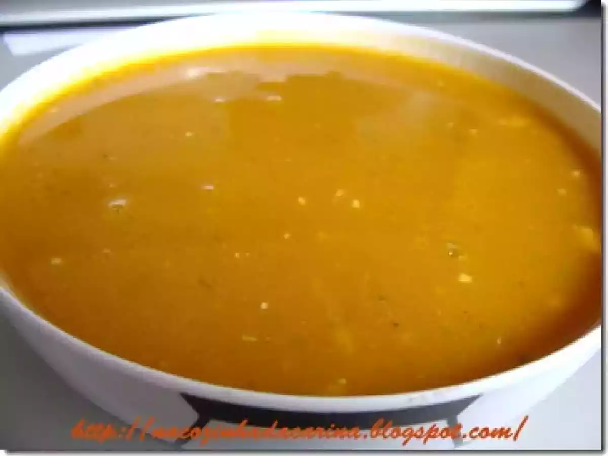 Sopa Creme de Abóbora com Carne Desfiada