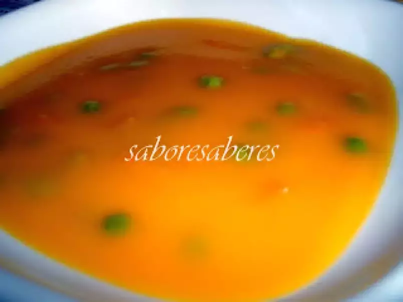 Sopa-creme de Legumes com Soja, Ervilhas e Cenoura